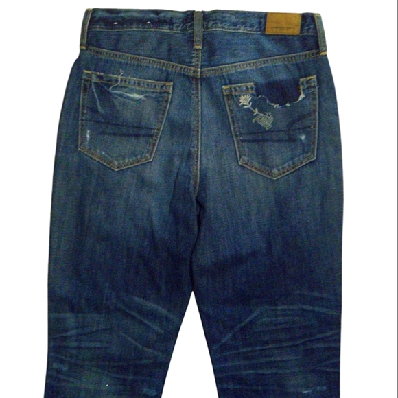 American Eagle Floral Embroidered Vintage Hi Rise‎ Raw Hem Jeans Size 4 Short - Picture 5 of 9